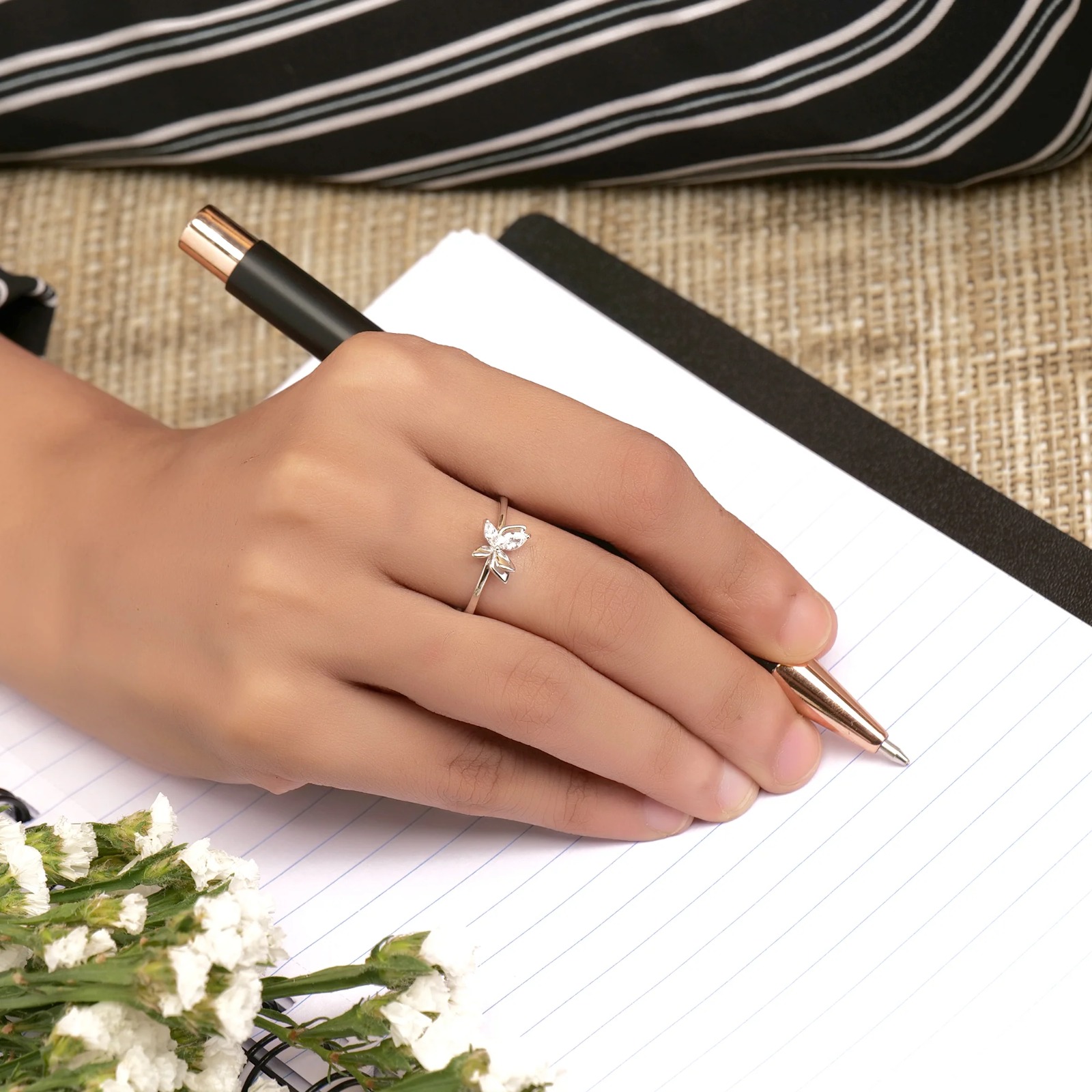 Silver Butterfly Ring VS LR 128